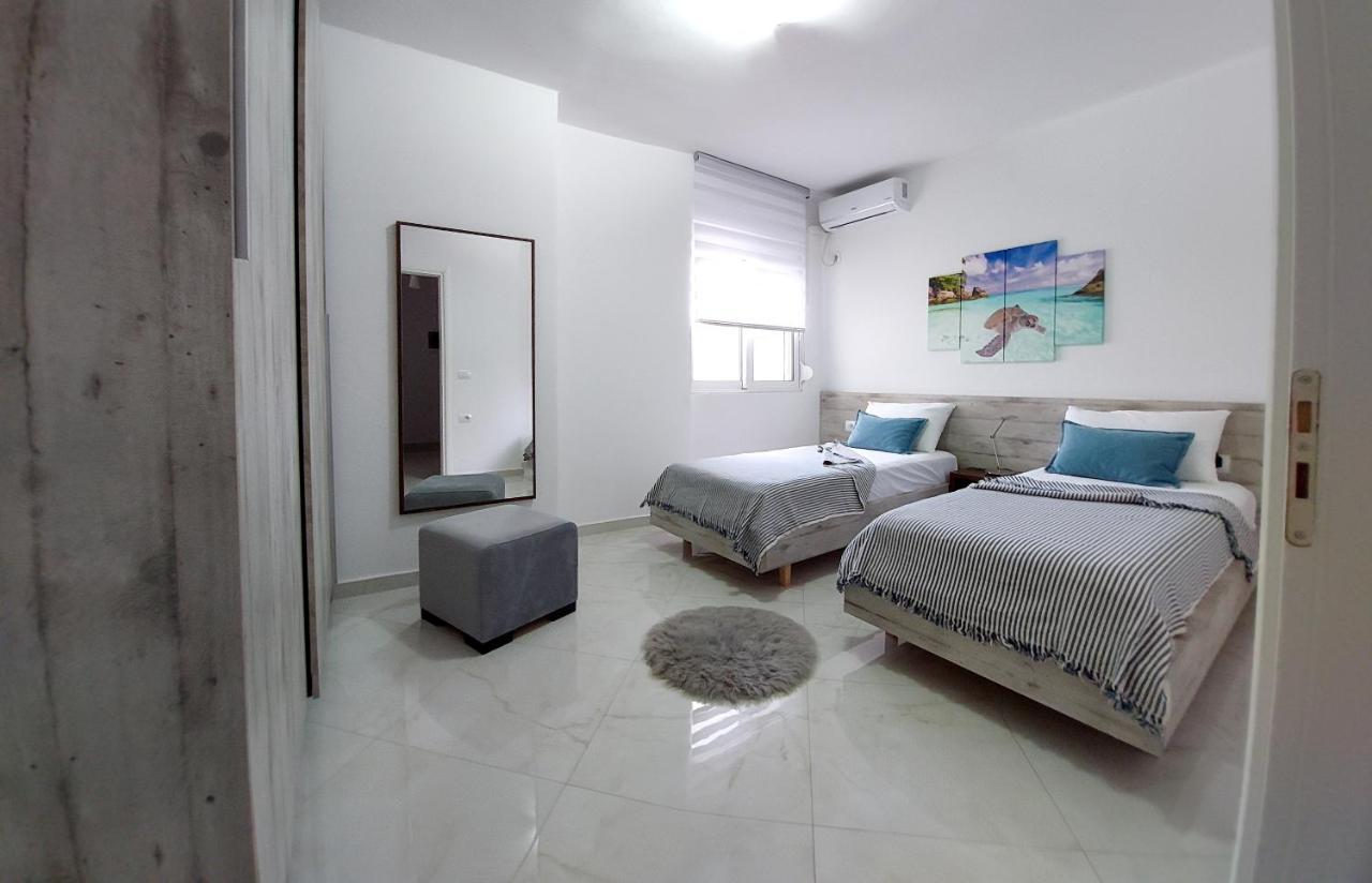 Cirasola Home Sarandë Esterno foto